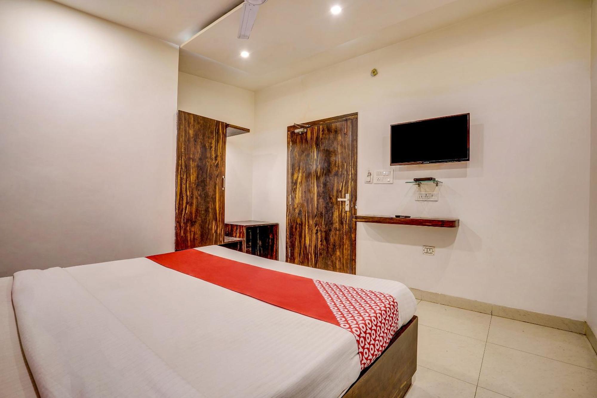 Super O Traveller Hotel 3*